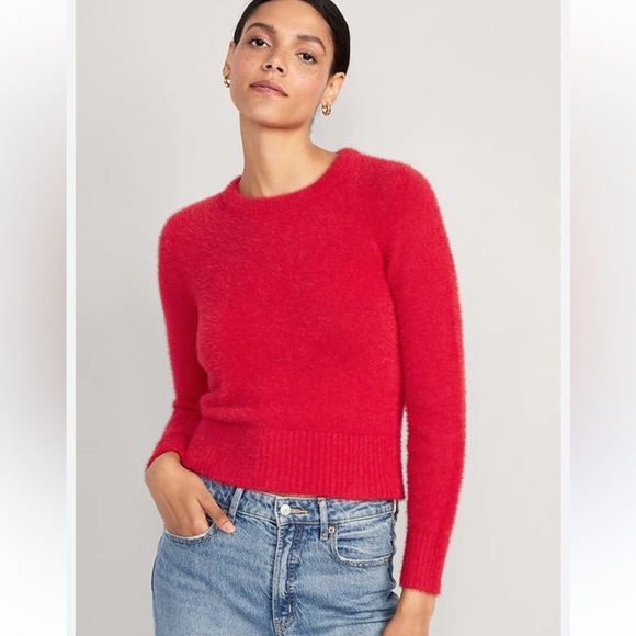 NWT Old Navy Robbie Red Eyelash Party Holiday Party Super Soft Crewneck Sweater - Picture 1 of 9